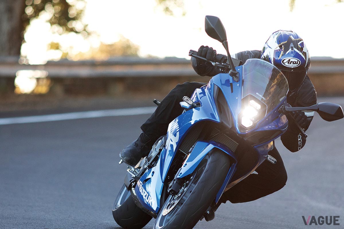 スズキ「GSX-8R」