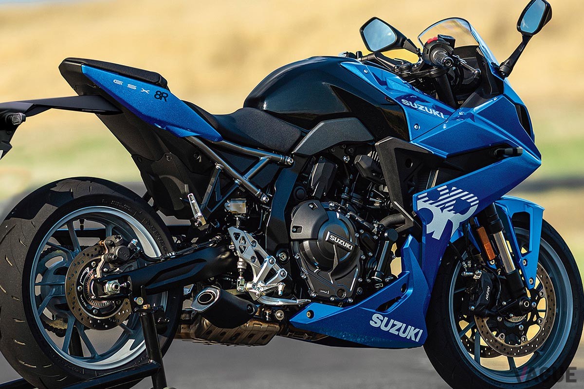 スズキ「GSX-8R」