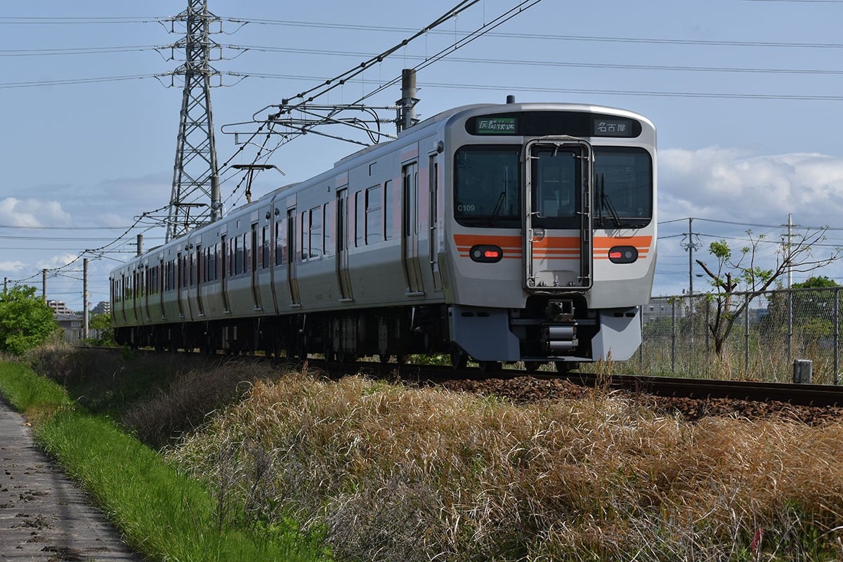 連続する2日間、JR東海の普通列車が乗り放題となる「JR東海・夏の乗り放題きっぷ」