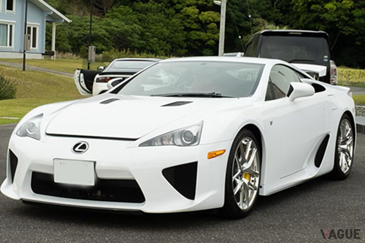 海外オークションに出品された2011年式レクサス「LFA」