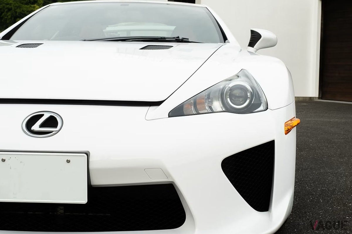 海外オークションに出品された2011年式レクサス「LFA」