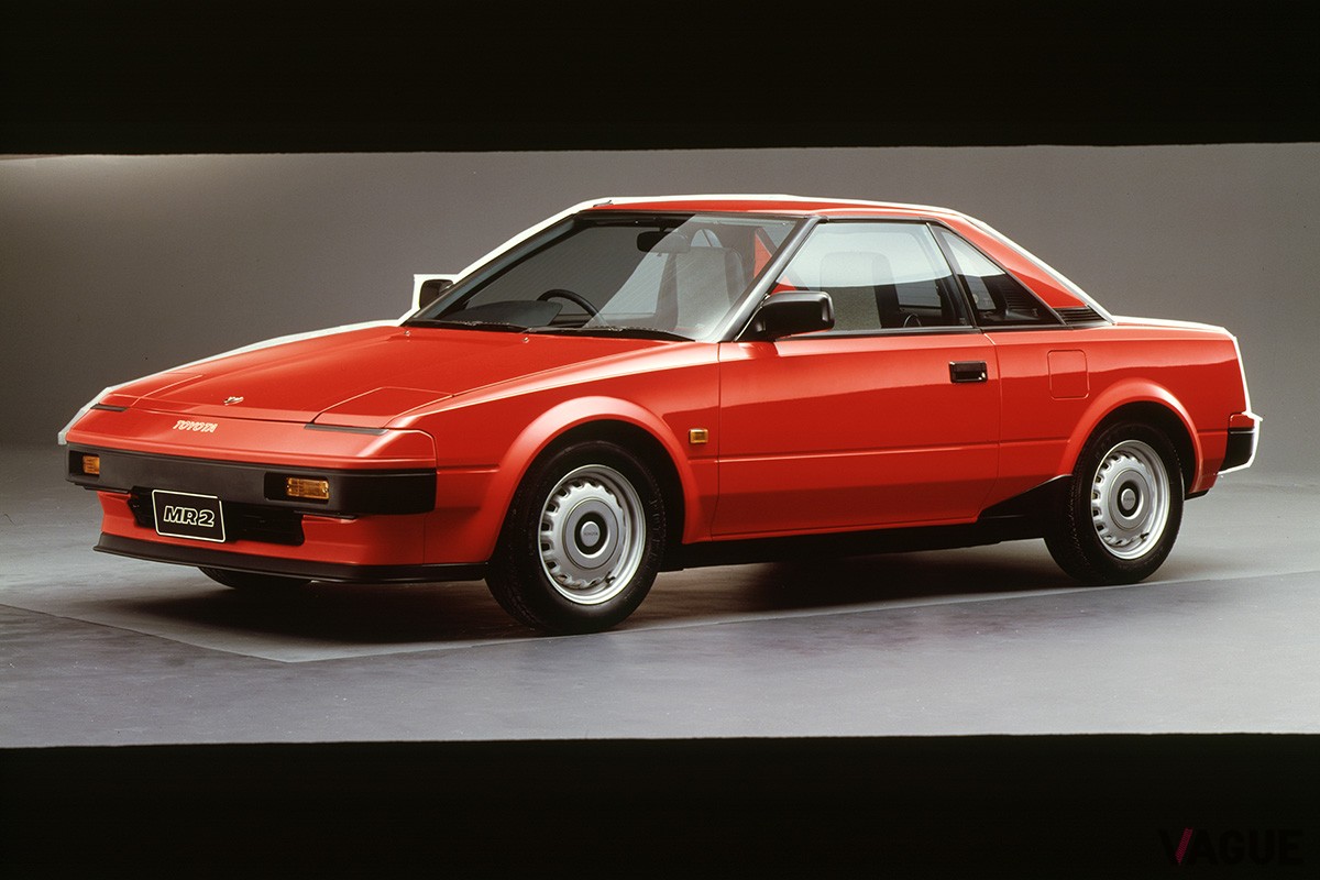 1984年（昭和59年）6月8日に発売されたトヨタ初代「MR2」
