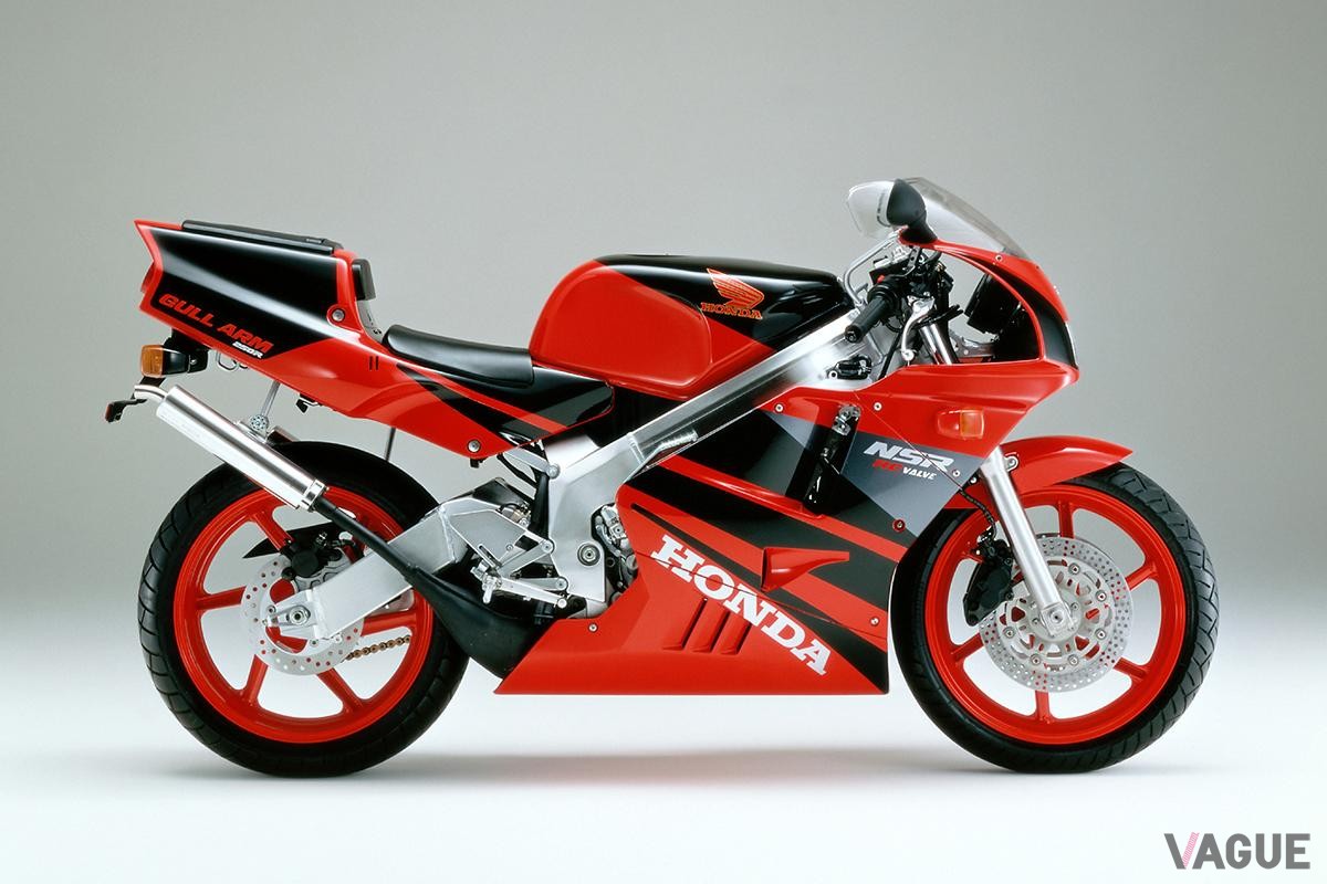 1990年1月に登場したホンダ「NSR250R」改良モデル