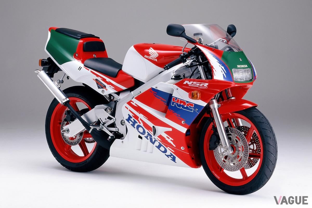 1992年7月に登場した「ホンダ NSR250R SP/フラッシュカラー・スペシャル」。限定900台