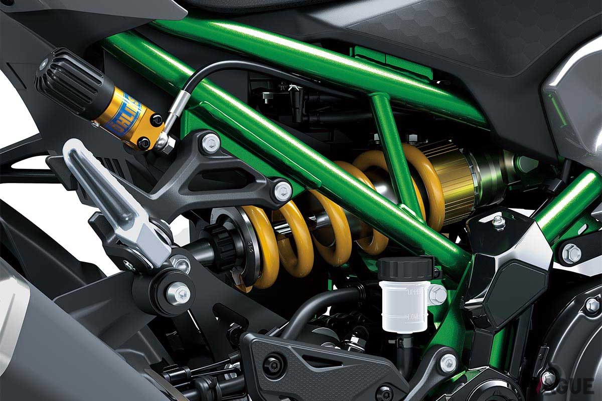 2025年4月に登場したカワサキ新型「Z900 SE」