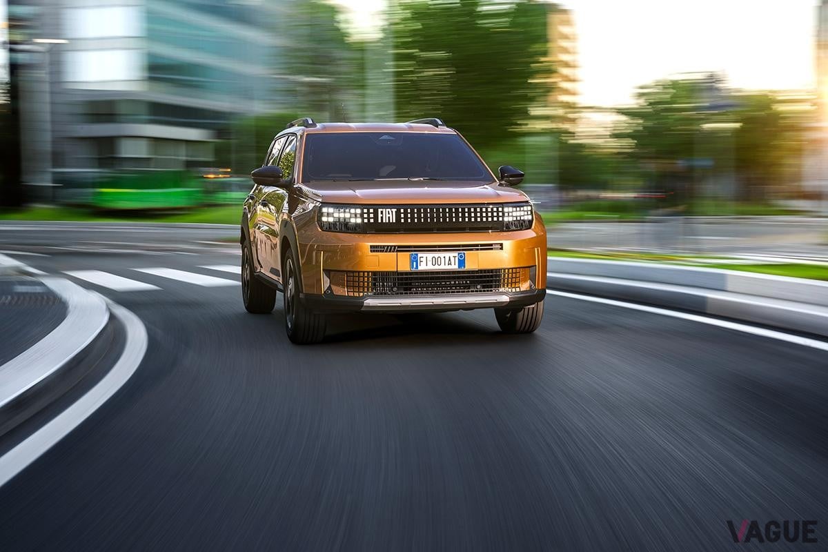 フィアット新型「グランデパンダ ハイブリッド」