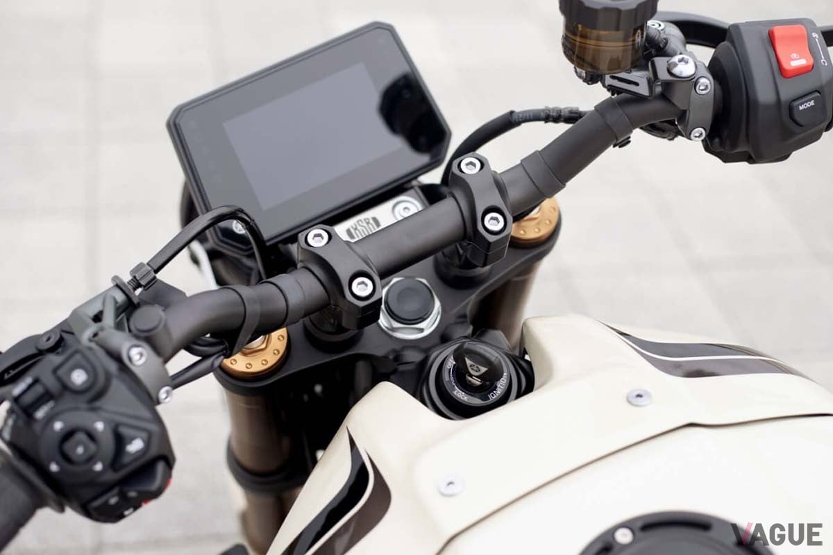 ヤマハ「XSR900」