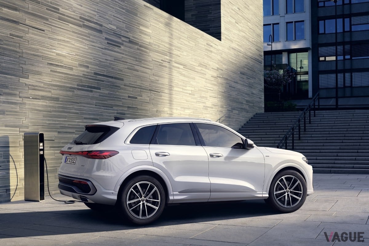 アウディ新型「Q5 eハイブリッド」
