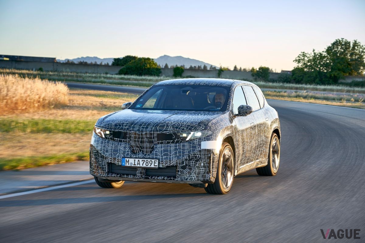 EV航続800kmを誇るBMW「iX3」プロトタイプ。2025年末には市販モデルの生産が開始予定