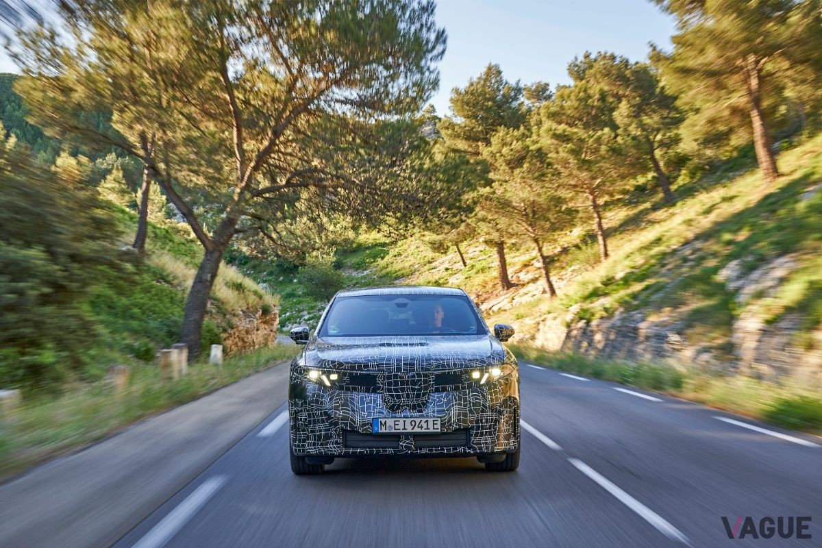 EV航続800kmを誇るBMW「iX3」プロトタイプ。2025年末には市販モデルの生産が開始予定