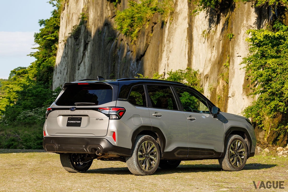 スバル「フォレスター プレミアムS：HEV EX」