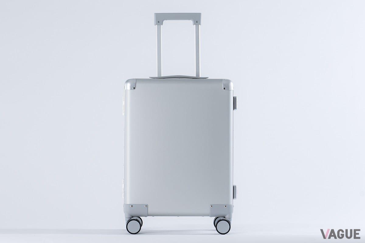【大幅お値引き中】magne スーツケース 世界初】マグネシウム製スーツケース「Magne Suitcase」登場。強