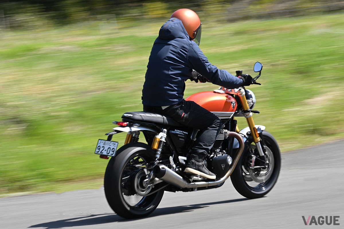 トライアンフ「スピードツイン1200RS」