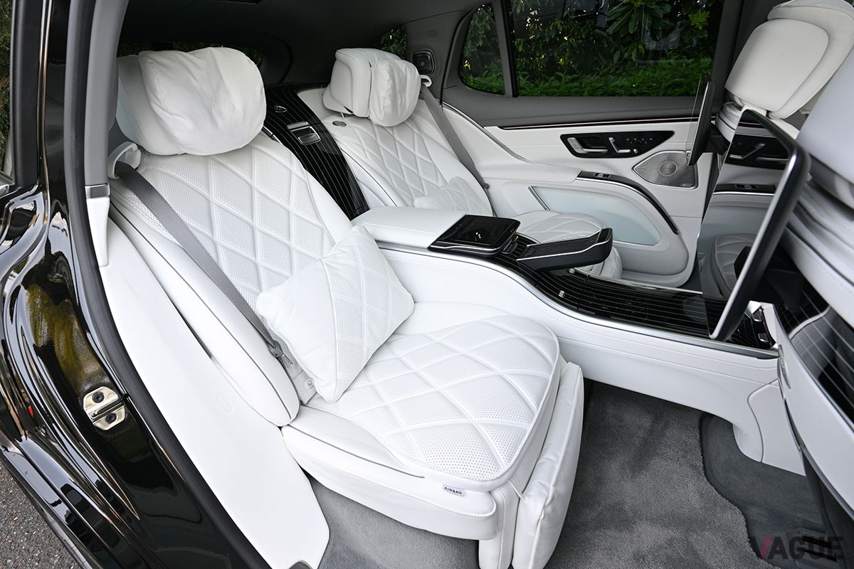 メルセデス・マイバッハ「EQS 680 SUV」