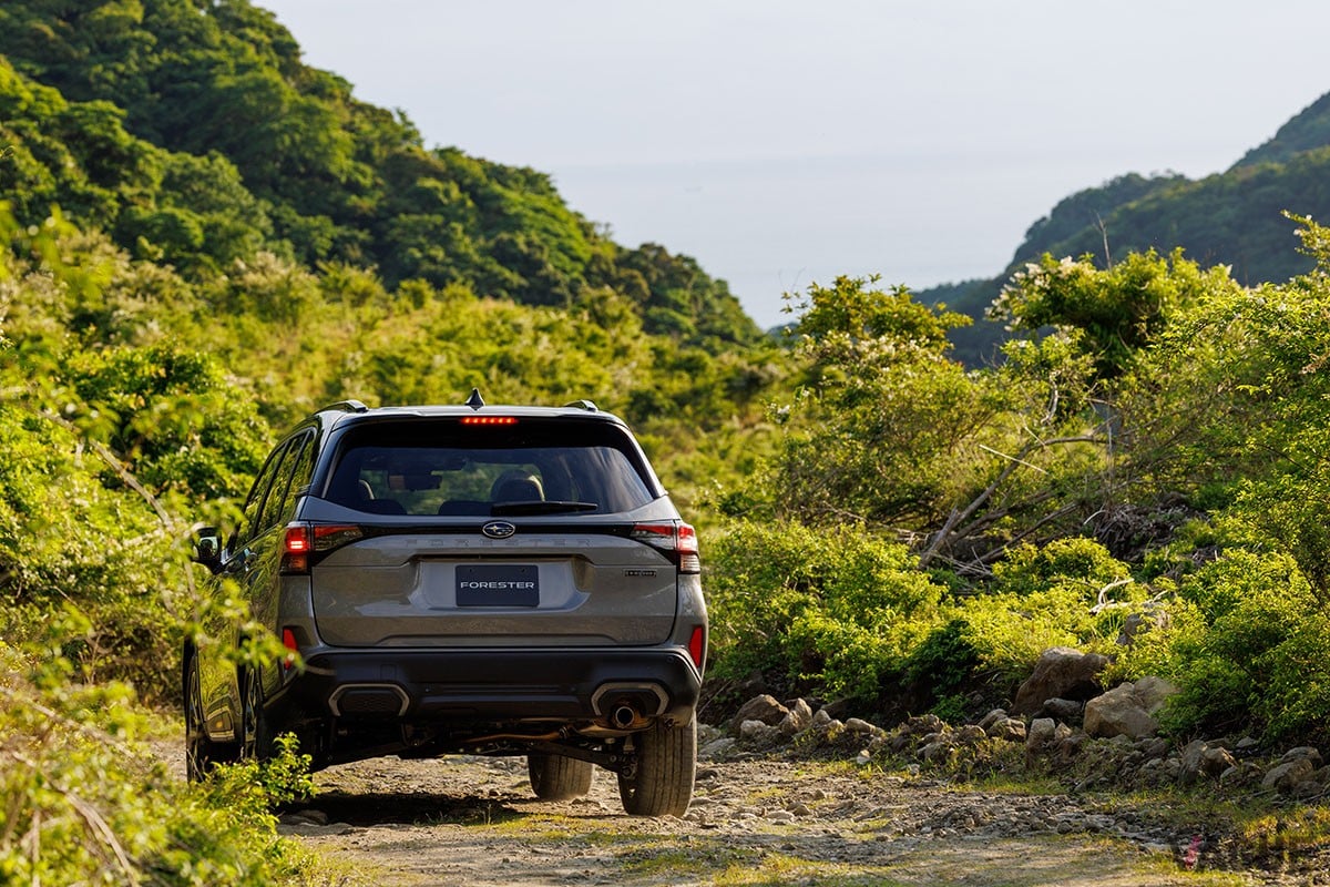 スバル「フォレスター プレミアムS：HEV EX」