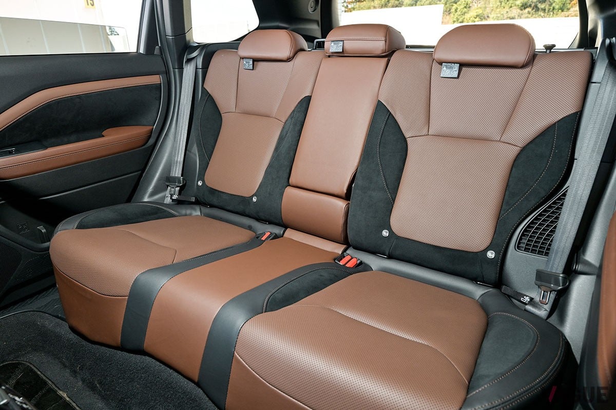 スバル「フォレスター プレミアムS：HEV EX」