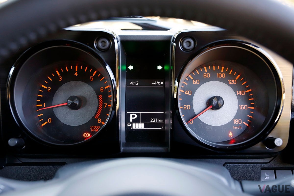 スズキ「ジムニーノマド」