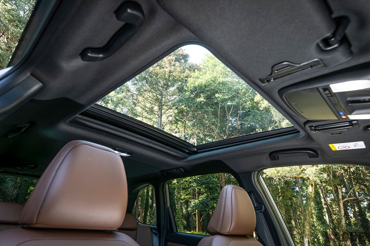 スバル「フォレスター プレミアムS：HEV EX」