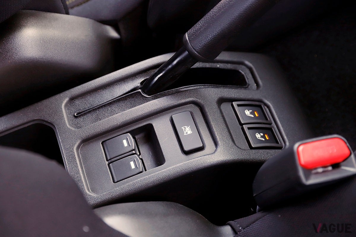 スズキ「ジムニーノマド」