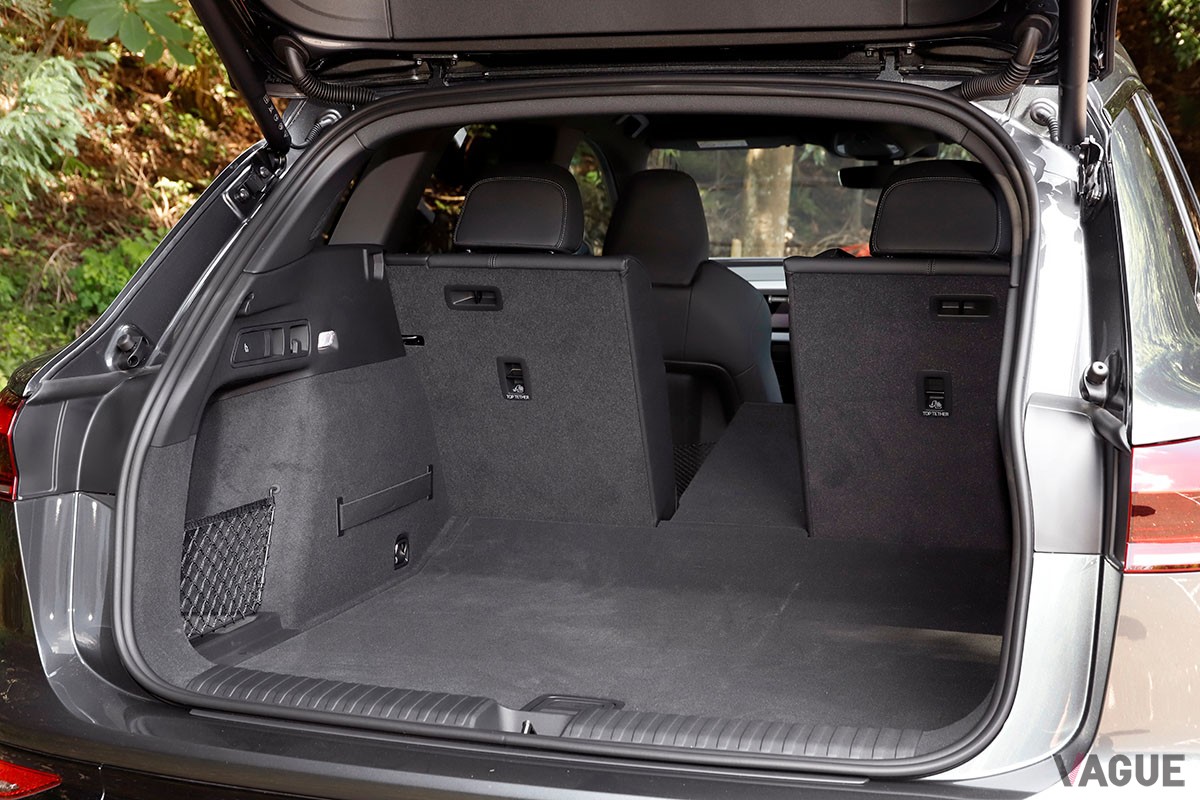 アウディ「Q6 e-tron」