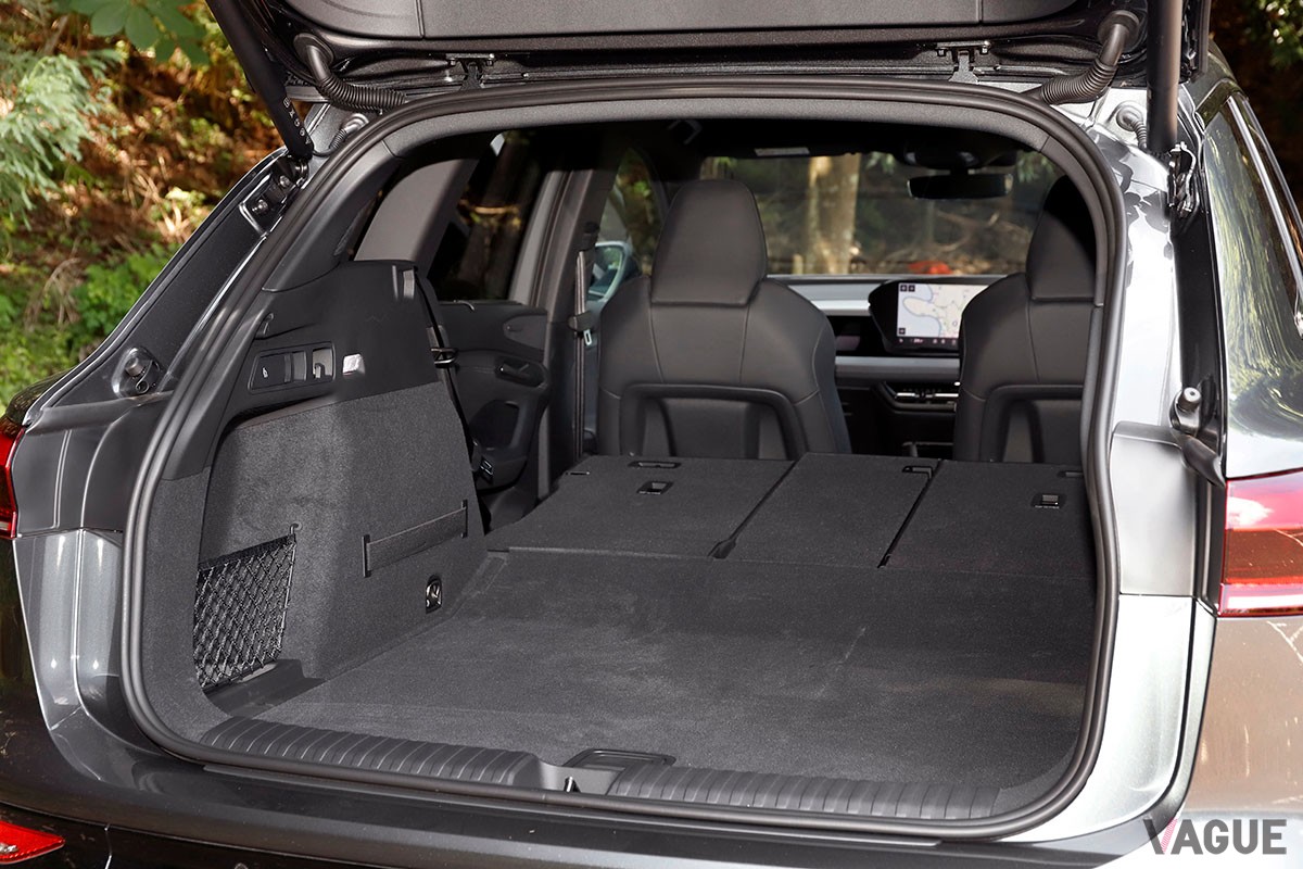 アウディ「Q6 e-tron」