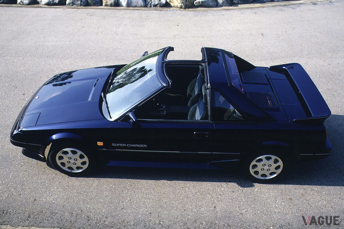1986年8月にマイナーチェンジしたトヨタ初代「MR2」
