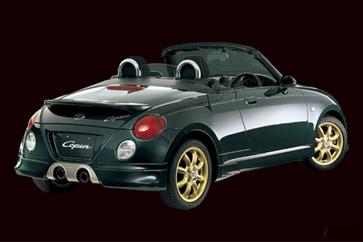 いまから23年前の今日、2002年6月19日に発売されたダイハツ初代「コペン」