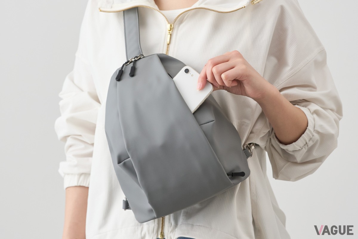 N晴雨兼用ワンショルダーボディバッグ：5390円