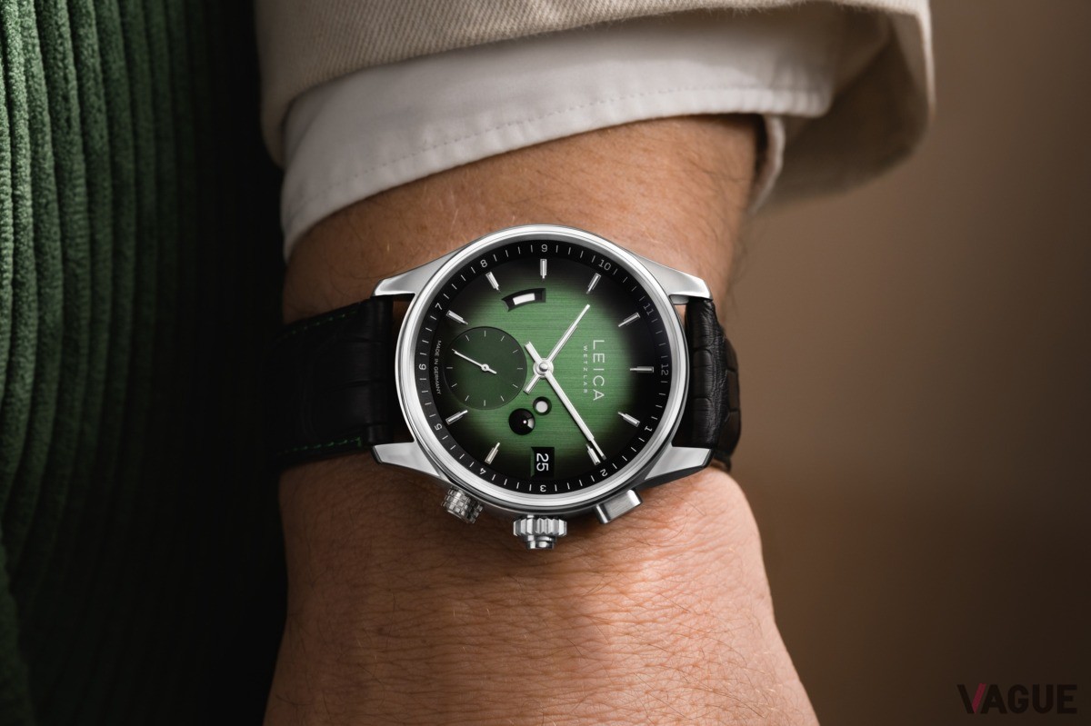 交換用ストラップも数種類用意されているので付け替える楽しみも