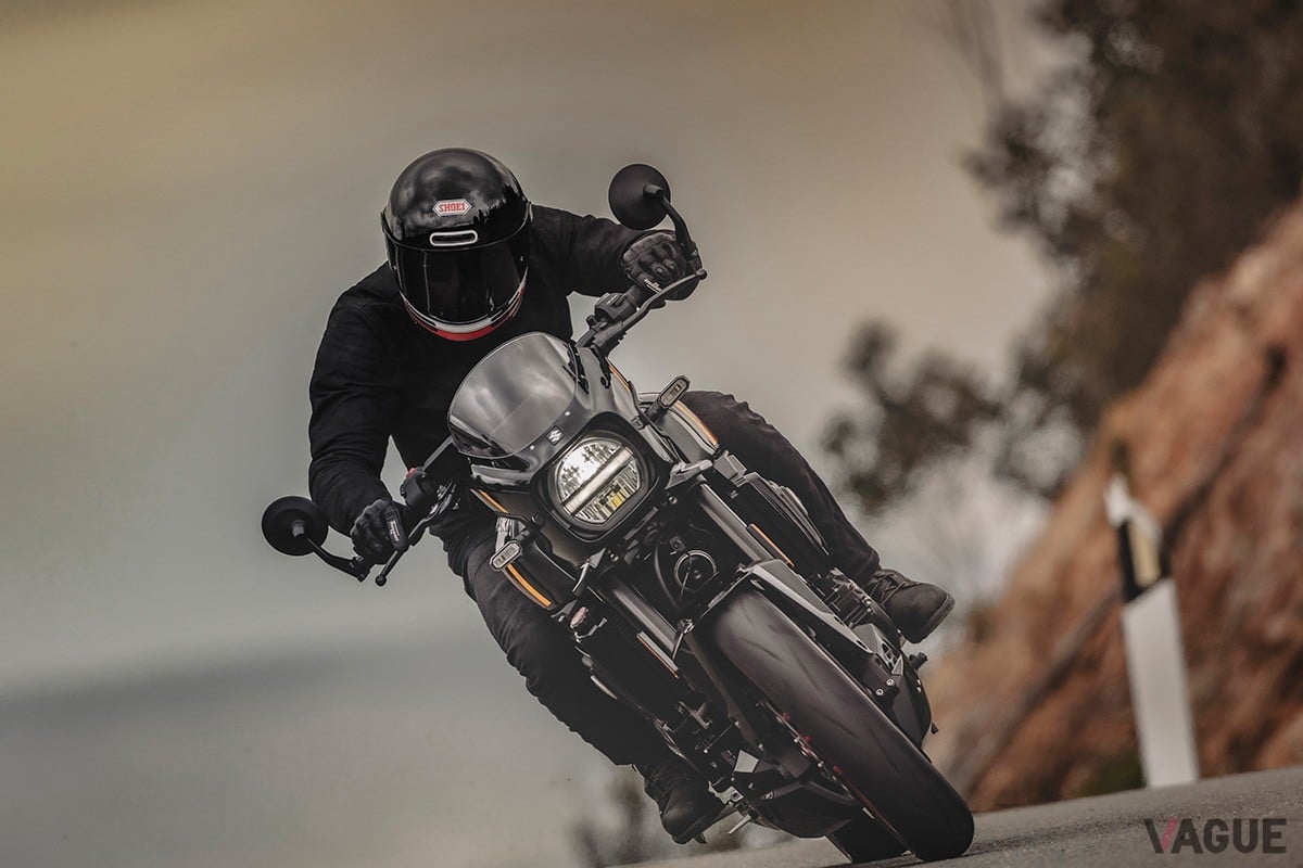 スズキ新型「GSX-8TT」