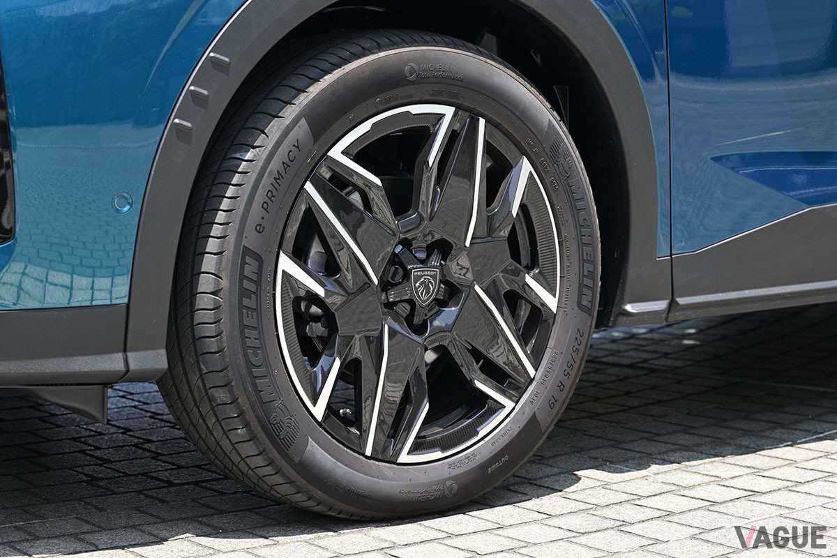 プジョー新型「3008」
