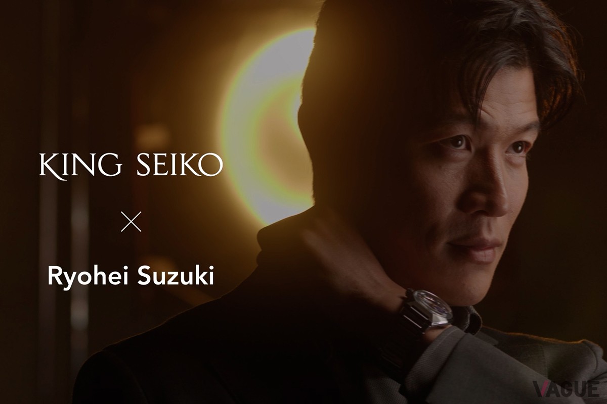 デビュー以来多くのファンを魅了する鈴木亮平。演技に対する真摯な姿勢、多彩な役柄への挑戦に、豊かな人間性と知性が垣間見える。品の良い佇まいも魅力のひとつ