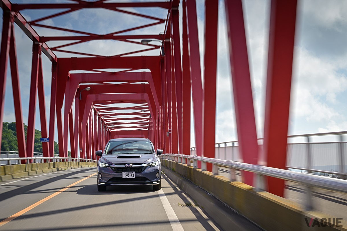 スバル「レヴォーグ レイバック リミテッドEX」