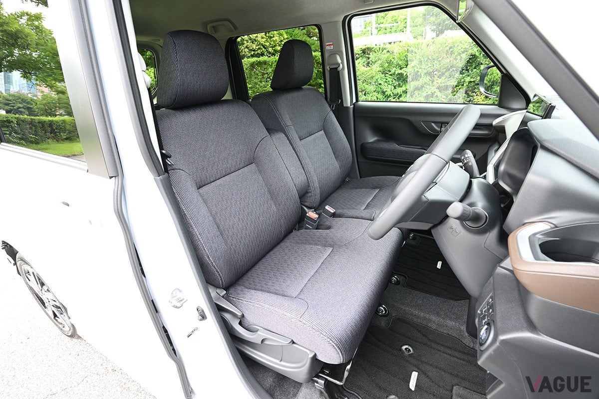 ダイハツ新型「ムーヴ RS」