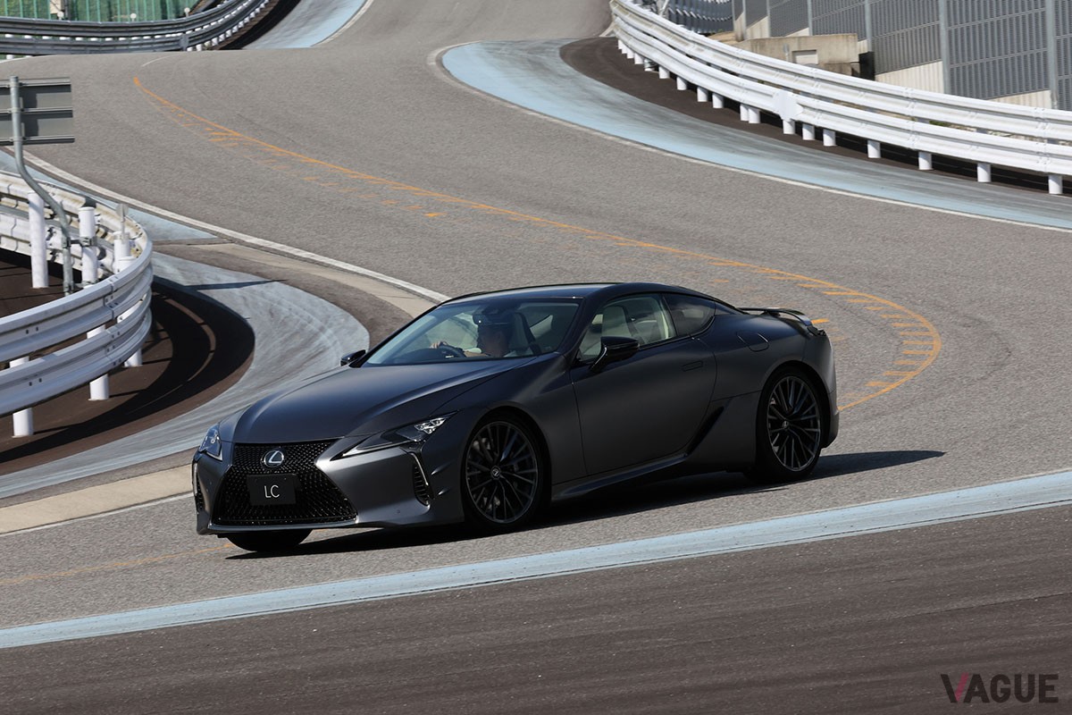 レクサス「LC500“PINNACLE”」