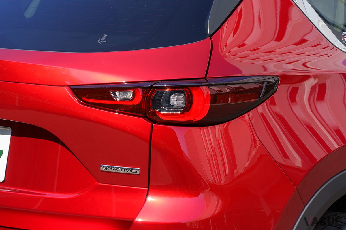 現行型のマツダ「CX-5 20Sブラックセレクション」
