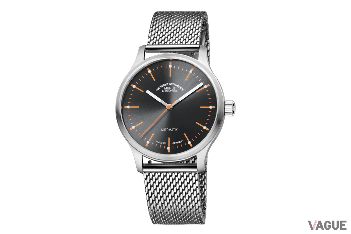 「ミューレ・グラスヒュッテ Panova Grey」（品番：M1-40-75-MB-II、17万6000円 消費税込）