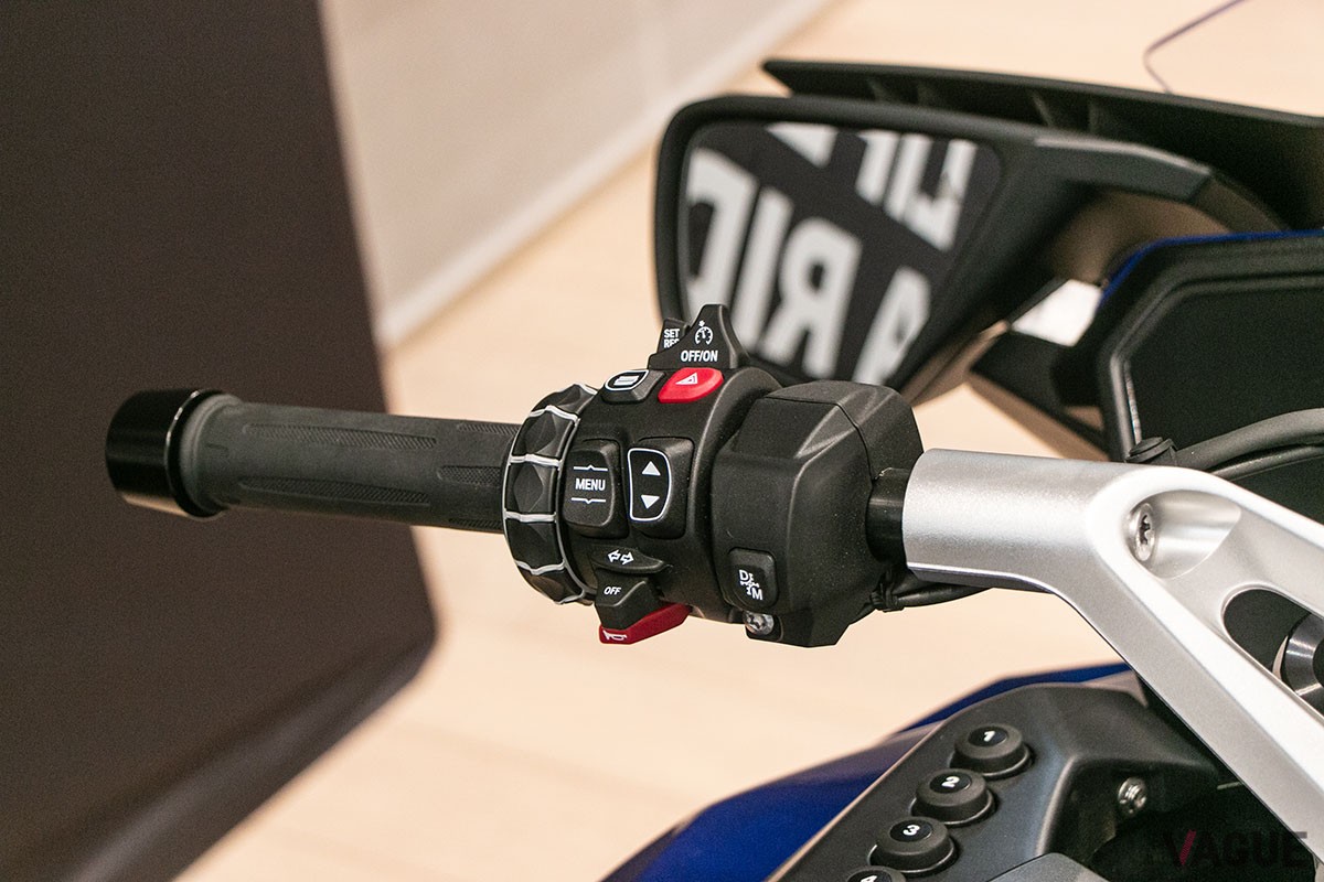 BMW新型「R1300RT」