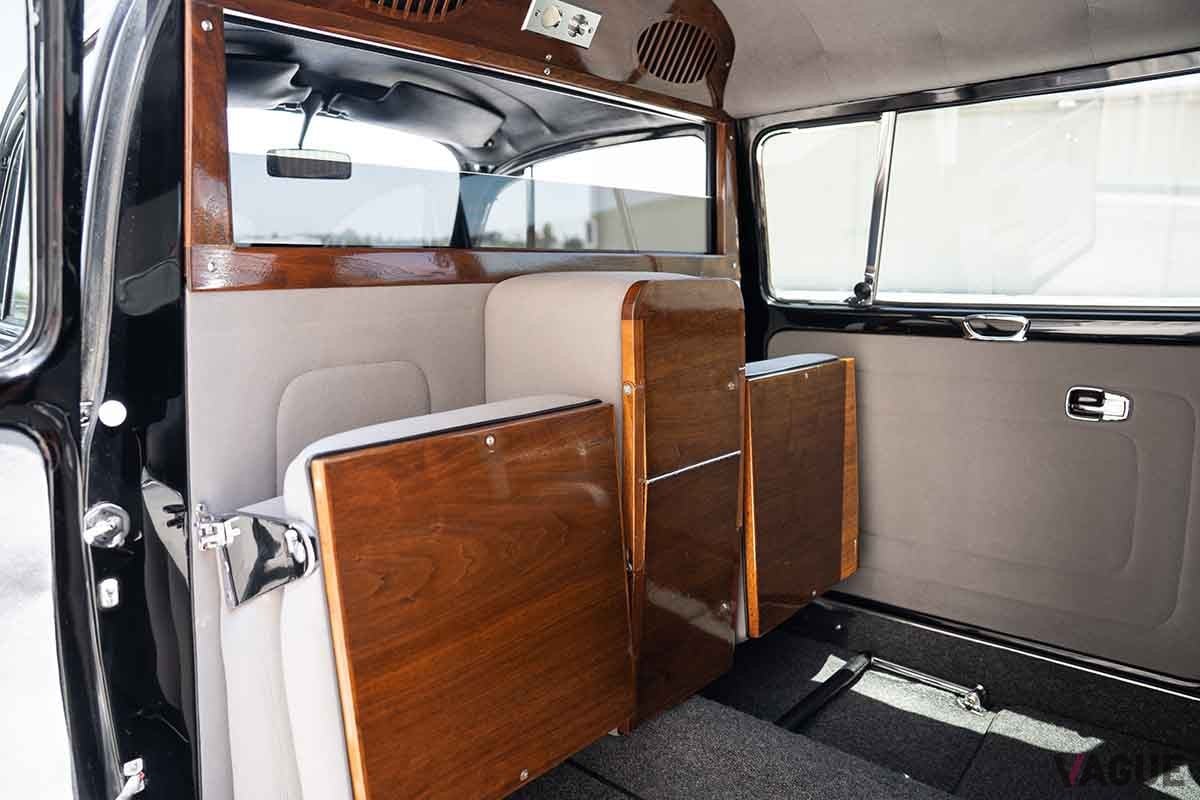 オークションに出品され、33万5000ドル（約4943万円）で落札された1969年式フォルクスワーゲン「ビートル・リムジン」Kaeissa Hosek (c)2025 Courtesy of RM Sotheby's