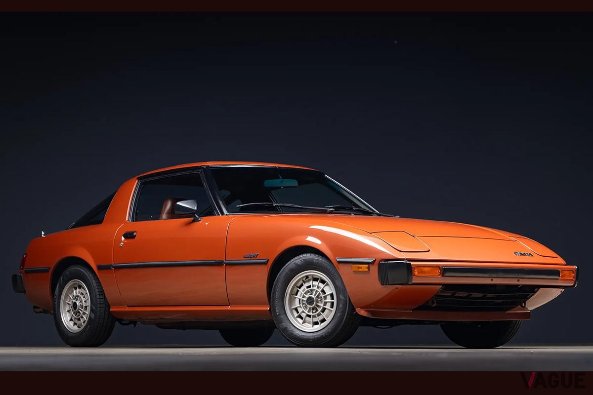 米国のオンラインオークションに出品中の1979年式マツダ初代「RX-7」（米国仕様）