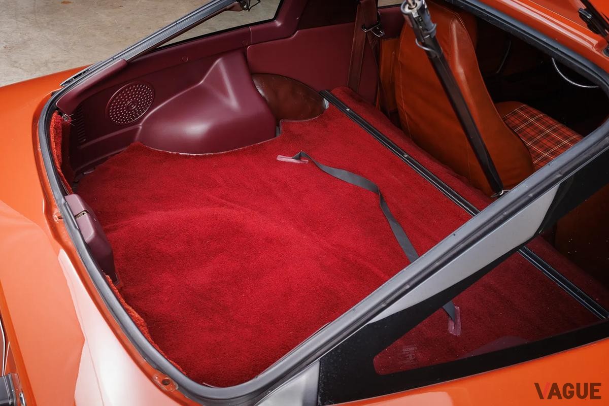 米国のオンラインオークションに出品中の1979年式マツダ初代「RX-7」（米国仕様）