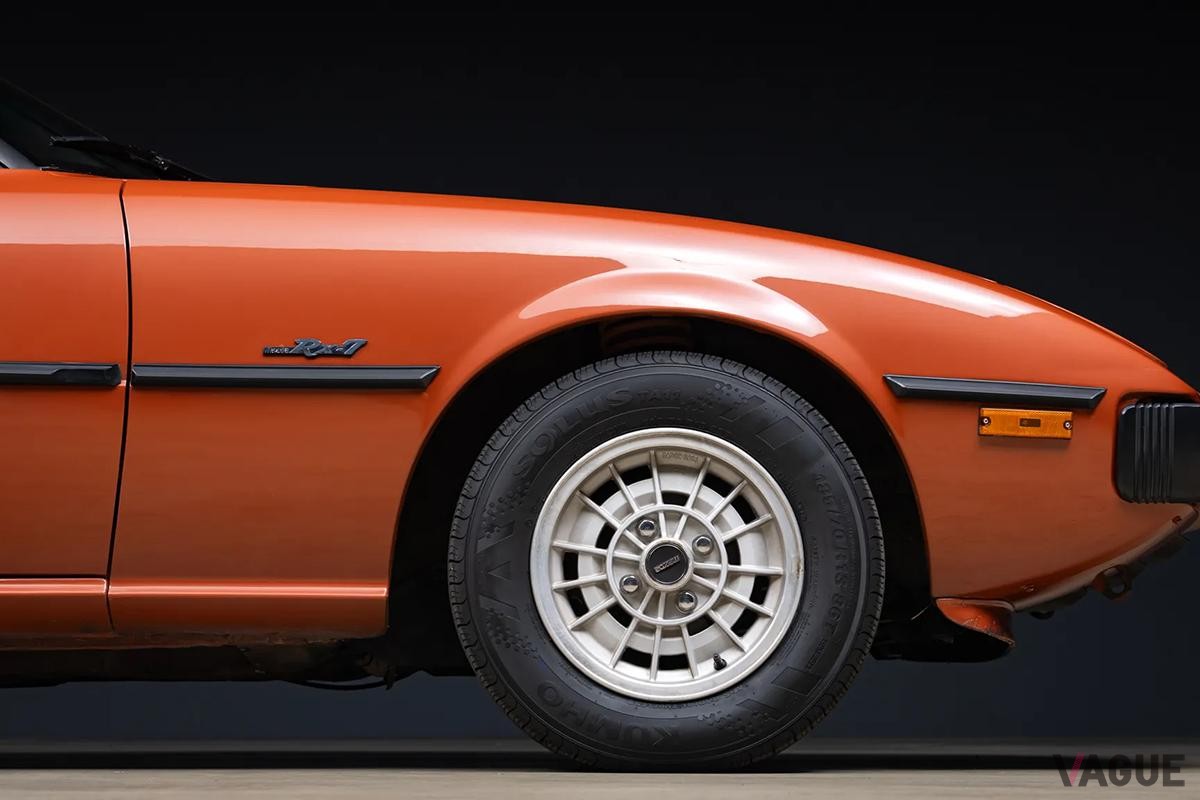 米国のオンラインオークションに出品中の1979年式マツダ初代「RX-7」（米国仕様）