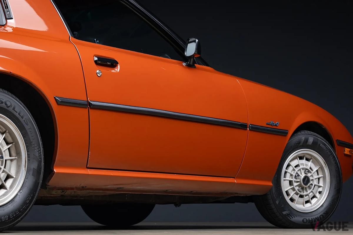 米国のオンラインオークションに出品中の1979年式マツダ初代「RX-7」（米国仕様）