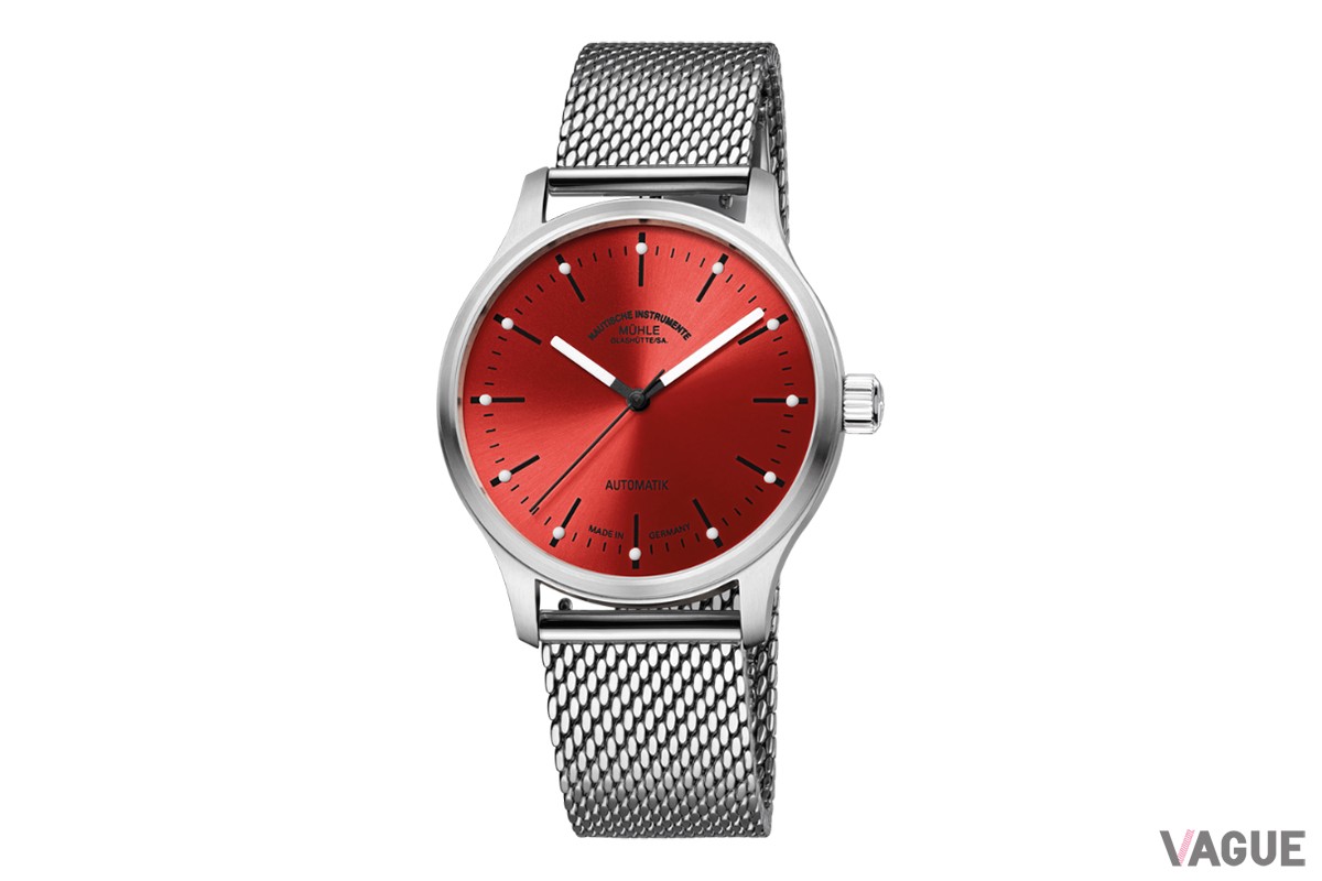 「ミューレ・グラスヒュッテ Panova Red」（品番：M1-40-78-MB-II、17万6000円 消費税込）