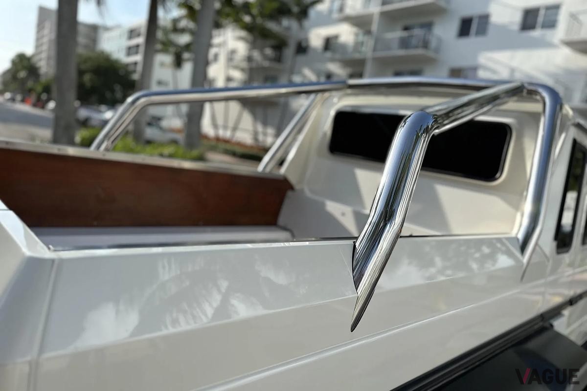 米国オンラインオークションに登場、約9200万円で落札された2014年式メルセデス・ベンツ「G63AMG 6✕6」