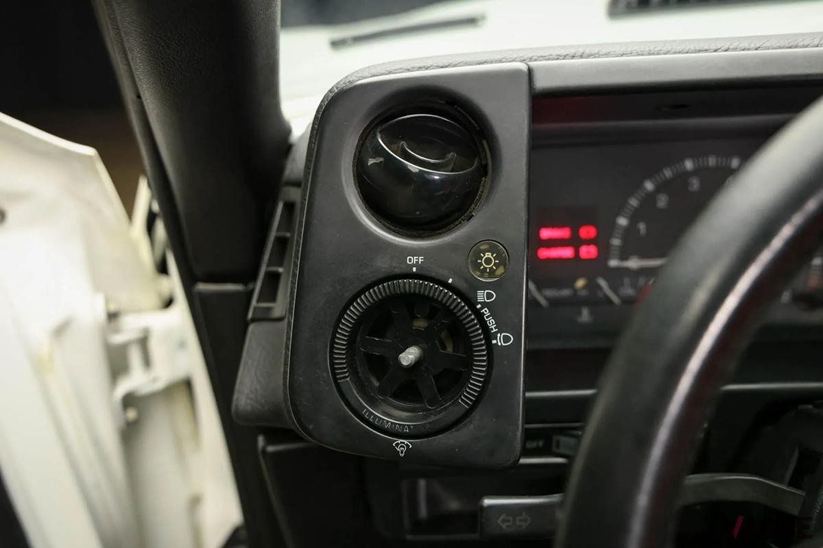 米国オークションに登場、落札された1986年式トヨタ「カローラ」GT-Sクーペ（日本名：スプリンタートレノ）