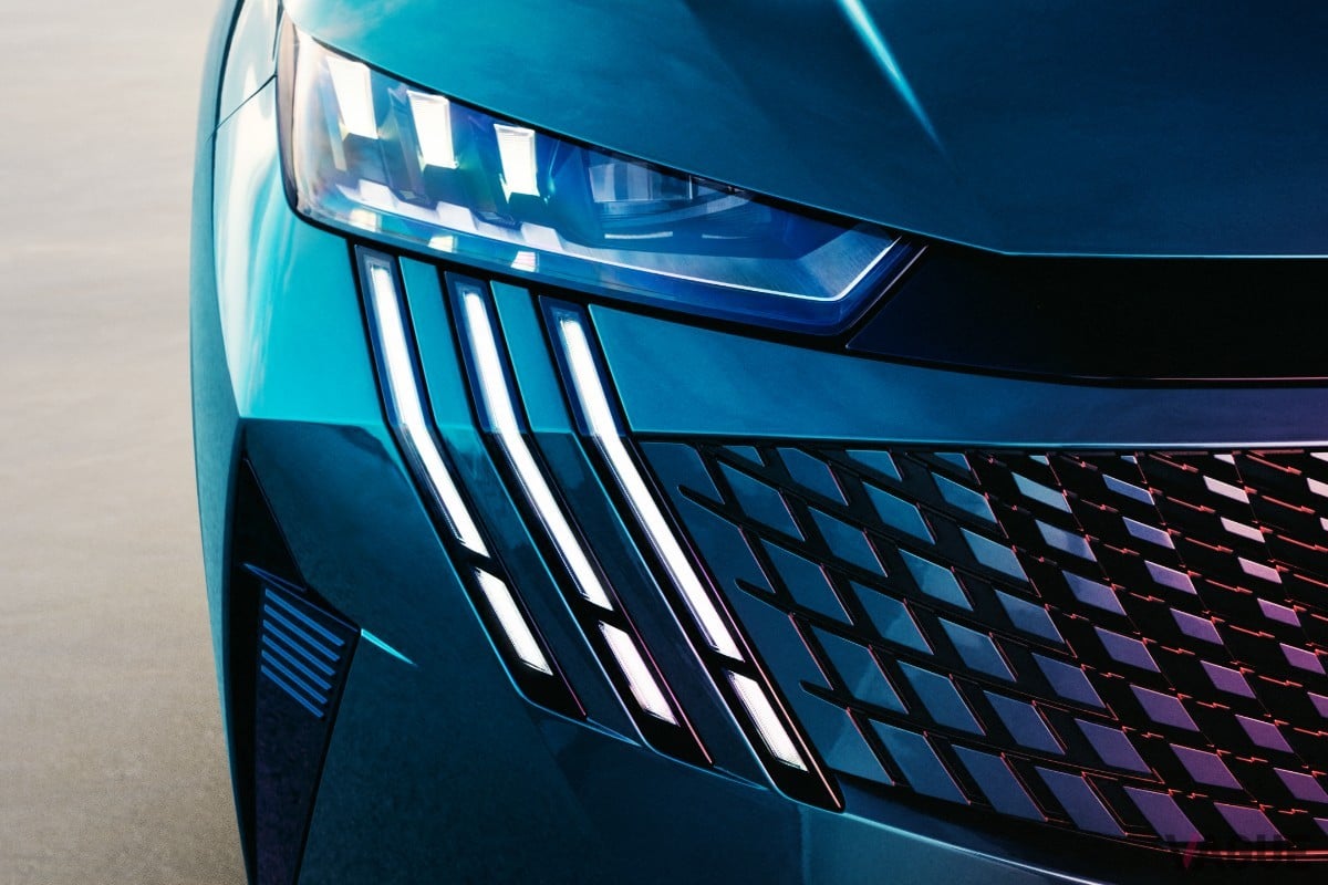 ファストバックスタイルへと進化した3代目プジョー「3008」