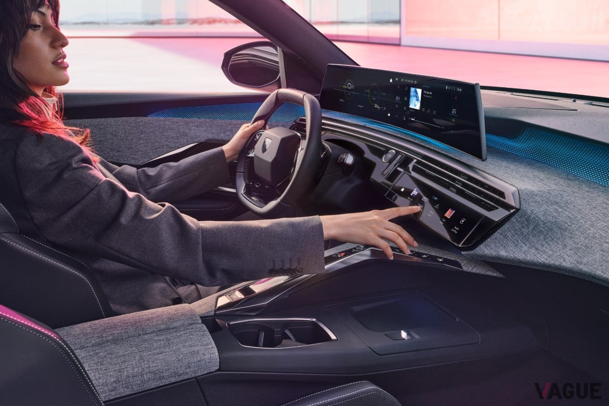 ファストバックスタイルへと進化した3代目プジョー「3008」