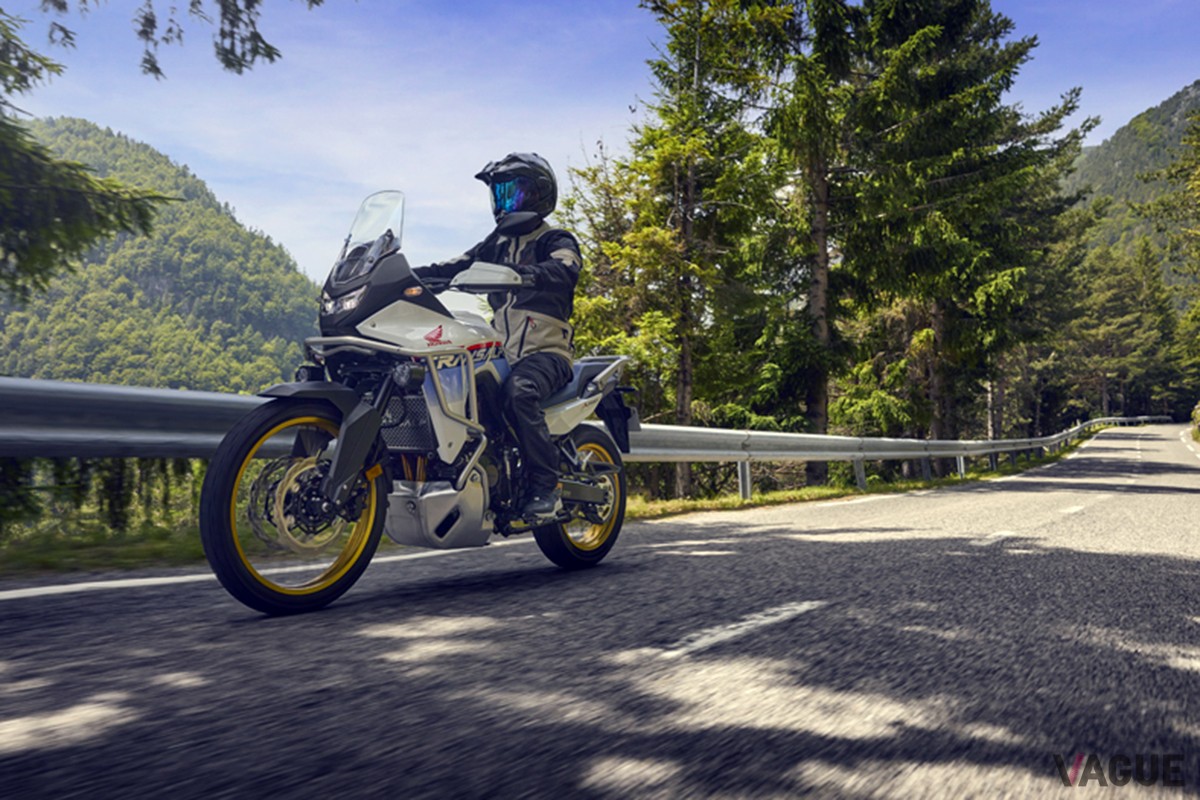 2025年5月に登場したホンダ「XL750トランザルプ」の2025年モデル