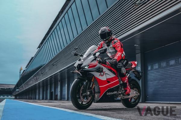 9月1日に日本で発売する予定のビモータ新型「KB998 Rimini（リミニ）」